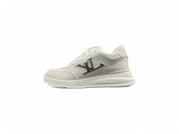 IMG20260113173200- LOUIS VUITTON White Trainers