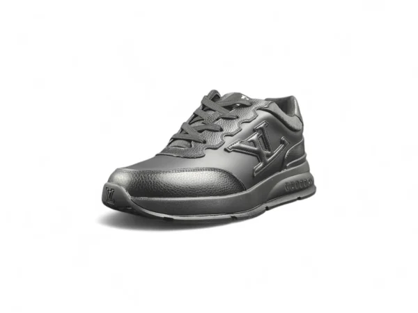 LVE Triple Black Sneakers