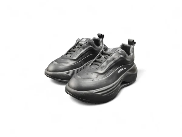 GIVENCHY Black Tech Sneakers