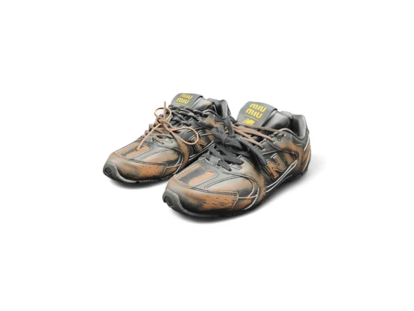 NB Distressed Leather Sneakers