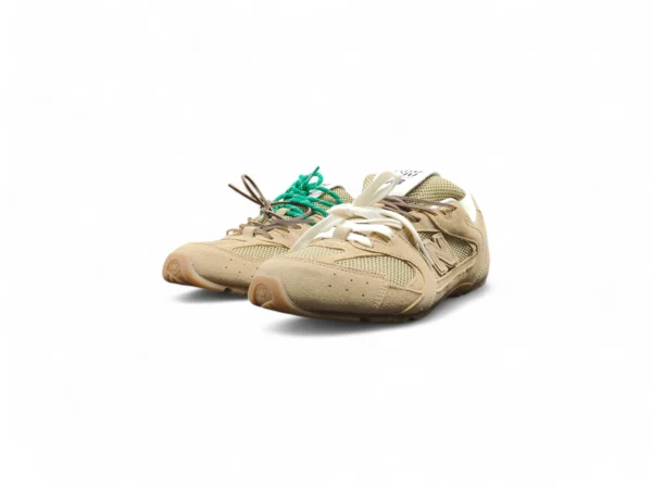 NB Miu Beige Sneakers