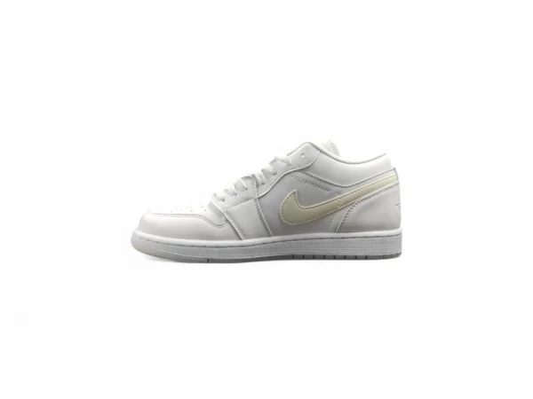 IMG20260118201347-Photoroom NIKE White Iridescent Sneakers