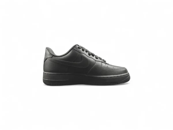 NIKE Air Force Black