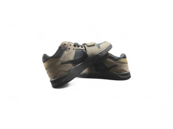 IMG20260118203337-Photoroom NIKE Jumpman Jack Brown